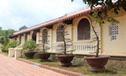 Thăm nhà cổ hơn trăm năm tuổi của tri huyện giàu có ở Bến Tre