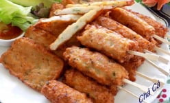 Rảnh rỗi làm chả cá thơm lừng, cuốn với rau sống cứ gọi là 'tuyệt cú mèo'