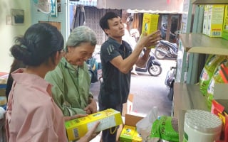 Đổ xô săn gạo ST25 ăn Tết, nhiều nơi “cháy hàng”, không dám nhận đơn mới