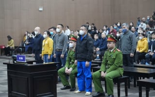 Cựu phó công an và cựu phó chủ tịch phường bị đề nghị mức án thế nào vụ cháy chung cư mini 56 người chết?