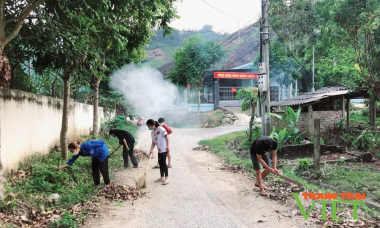 Phụ nữ huyện Nậm Nhùn chung tay gìn giữ bản làng Xanh - Sạch - Đẹp