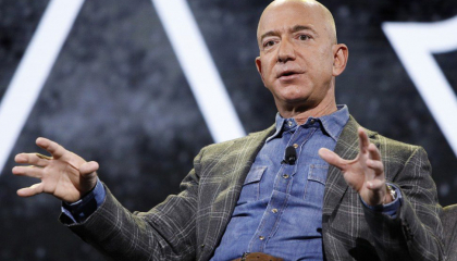 Nhiều CFO bình chọn Jeff Bezos là doanh nhân tiêu biểu của thập kỷ