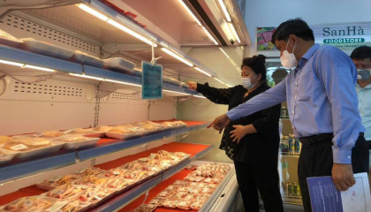 Kích hoạt các cơ sở giết mổ đủ điều kiện để cứu giá lợn hơi, giá gia cầm không chạm đáy