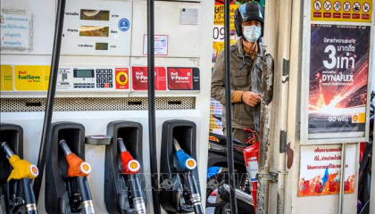 Doanh nghiệp Thái Lan góp tiền cùng chính phủ bình ổn giá xăng, dầu