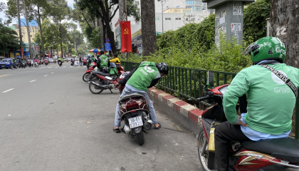 
Grab nêu lý do 'phụ phí nắng nóng gay gắt' không đến tay tài xế