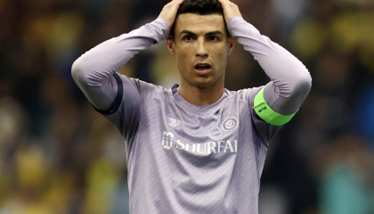 CĐV Ả Rập Xê Út hô vang tên 'Messi' để chế giễu Ronaldo: Phản ứng bất ngờ của CR7?
