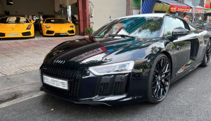 Ông Đặng Lê Nguyên Vũ mua thêm Audi R8 dù đã sở hữu 2 xe R8 hàng hiếm