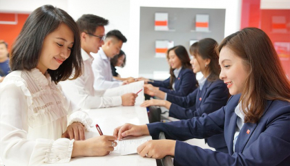 Cổ phiếu tiêu điểm hôm nay (23/10): Lợi nhuận quý III tăng gần 22%, cổ phiếu SSI được khuyến nghị mua