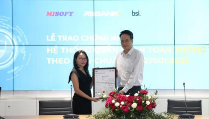 ABBANK là ngân hàng đầu tiên đạt chứng nhận ISO 27001:2022 về An toàn thông tin