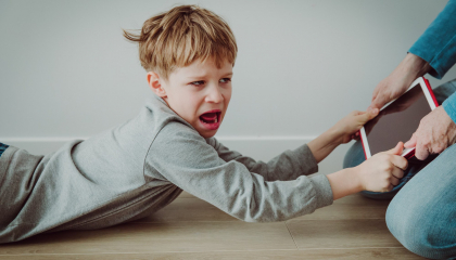 Gen Z lo ngại thế hệ tương lai 'nghiện iPad'