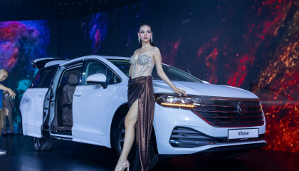 Volkswagen Viloran liên danh Trung Quốc vừa ra mắt: Người dùng chê thiết kế lạc hậu, giá bán quá cao