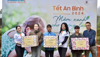 Tết An Bình 2024: ABBANK gây quỹ tài trợ 50.000 cây gỗ lớn cho người dân Quảng Bình
