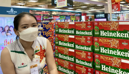 Bán bia khó khăn, Heineken tại Việt Nam đang trượt dốc?