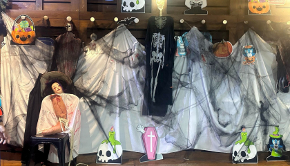 Tranh cãi việc tổ chức lễ hội Halloween tại trường học