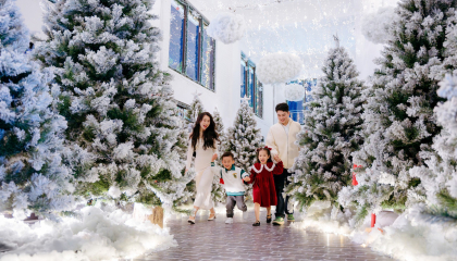 Khám phá ngôi nhà đặc biệt của ông già Noel giữa lòng Ecopark