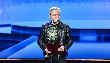 Thấy gì từ việc CEO NVIDIA chiến thắng Giải thưởng Chính VinFuture 2024?