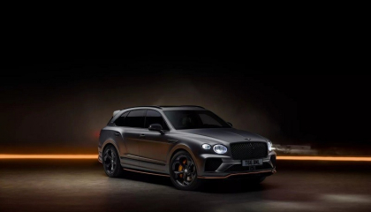 Bentley Bentayga S Black Edition chốt giá gần 17 tỷ đồng tại Việt Nam