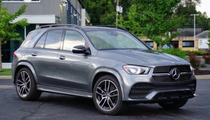 Mercedes-Benz Việt Nam triệu hồi hơn 1.800 ô tô do lỗi hệ thống điện