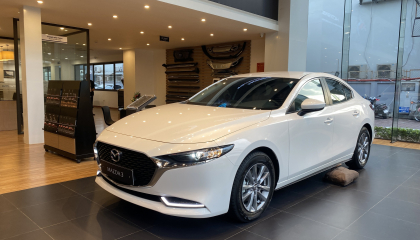 Giá xe Mazda 3 lăn bánh tháng 7/2024: Đua giảm giá với Honda Civic, Toyota Corolla Altis