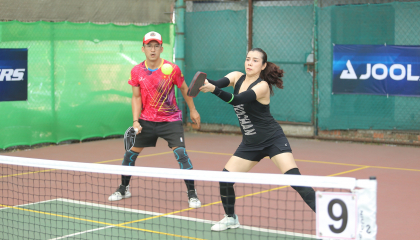 Pickleball thành trend của giới trẻ Sài Gòn, chủ sân kiếm trăm triệu mỗi ngày