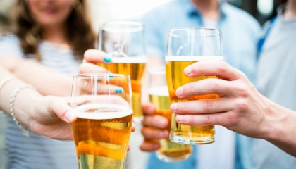 Bộ Tài chính: Heineken đề xuất thuế hỗn hợp với bia là không phù hợp