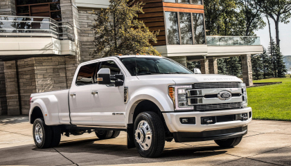 Ít có hãng nào qua được Ford về triệu hồi xe