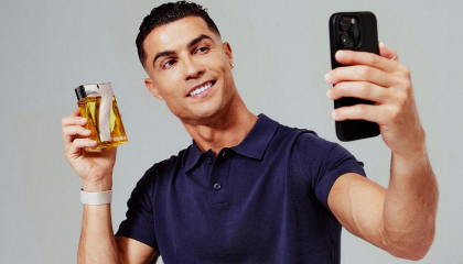 Top 10 ngôi sao bóng đá có nhiều người theo dõi nhất trên Instagram: Ronaldo số 1