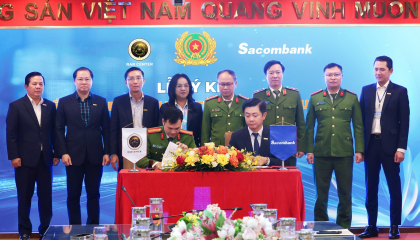 Cập nhật sinh trắc học tại Sacombank dễ dàng qua VNeID