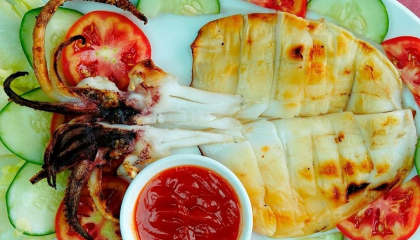 Đặc sản Bình Thuận, đây là 2 loài cá biển, loại này đem phơi một nắng, loại kia trộn gỏi, nếm ngon nút lưỡi