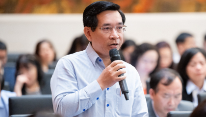 Đại biểu Quốc hội Nguyễn Văn Cảnh có đề xuất 'lạ': Đốt thẻ Visa vài tỷ đồng cho người âm thay vì đốt vàng mã