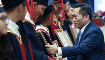 Hơn 90% tân cử nhân UEF chưa tốt nghiệp đã có việc làm