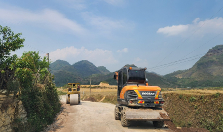 Sìn Hồ quan tâm đầu tư hạ tầng giao thông, thúc đẩy kinh tế xã hội phát triển