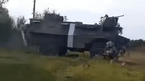 Nga tung hình ảnh thiết giáp VAB Pháp chuyển cho Ukraine trúng mìn tại Kherson