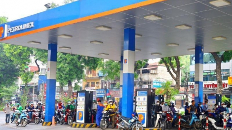 Petrolimex (PLX) giảm 90% mục tiêu lợi nhuận năm còn 300 tỷ đồng