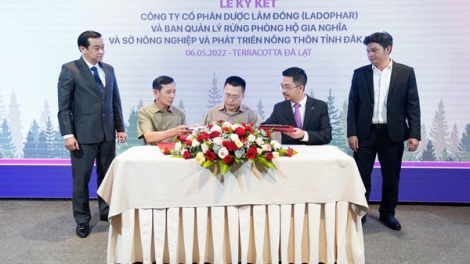 Ladophar (LDP) ký kết với hàng loạt đối tác để phát triển thảo dược