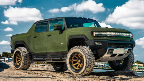 GMC Hummer EV độ thân vỏ bằng chất liệu đặc biệt