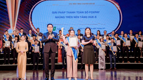 Ví điện tử trên Hue-S đạt Giải thưởng Sao Khuê 2023 trong lĩnh vực chuyển đổi số