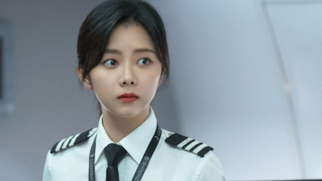 Cục Điện ảnh yêu cầu Netflix gỡ bỏ phim 'Hướng gió mà đi' vì hình ảnh 'đường lưỡi bò'
