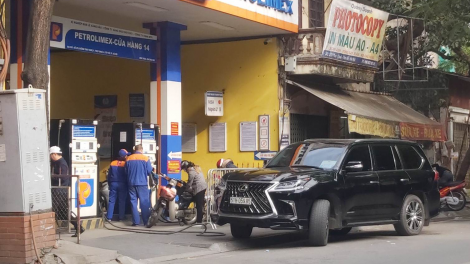 Xăng 4 lần tăng giá, gạo 'đội chợ', CPI tháng 8 lập đỉnh