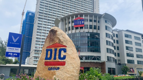 Cổ phiếu bất động sản 'nhuộm đỏ', mã DIG của DIC Corp 'nằm' gần sát sàn