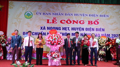 Xã Noong Hẹt đón nhận danh hiệu Nông thôn mới nâng cao