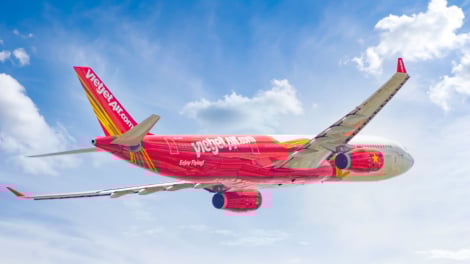 Top 50 công ty niêm yết tốt nhất của Forbes gọi tên Vinamilk, Petrolimex, Vietjet, Hoà
Phát, FPT…