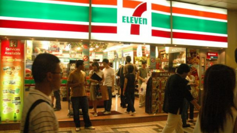Khi Seven-Eleven đến: Chào đón hay mất trắng?