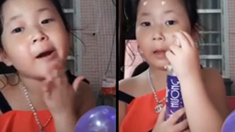 Cô bé livetream giả bán hàng khiến dân mạng cười nghiêng ngả
