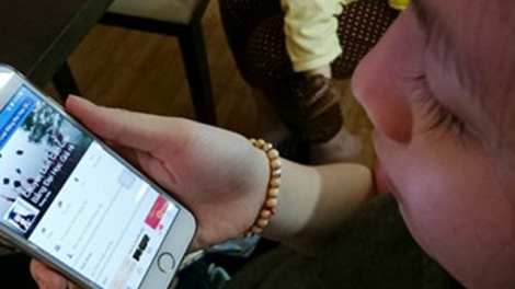 Lừa tiền tỷ qua Facebook, Skype…