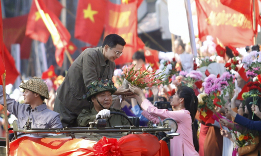 Tái hiện loạt hình ảnh ấn tượng về Hà Nội ngày 10/10/1954