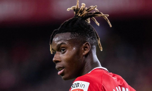 Nico Williams: 'Chiếc sừng sắc nhọn' của ĐT Tây Ban Nha và đứa con ngoan của gia đình