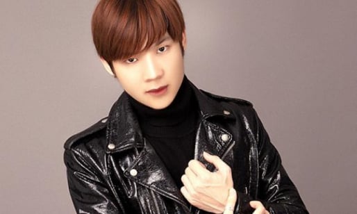 Stylist của Quang Hà, Hồ Văn Tám... hé lộ góc khuất sau cánh gà của giới showbiz