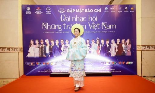 Vì sao Nữ hoàng tên miền Lê Thuý Hạnh hỗ trợ ekip làm chương trình Đại Nhạc Hội ' Những Trái Tim Việt Nam'?