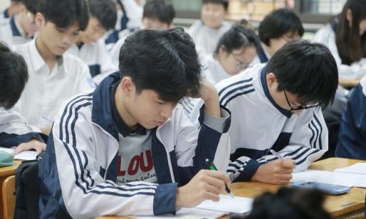 Chứng chỉ IELTS được tuyển thẳng, ưu tiên vào lớp 10 một số trường ở Hà Nội năm học 2025-2026
